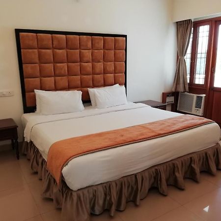 Hotel La Grace Integral Retreat Pondicherry Esterno foto