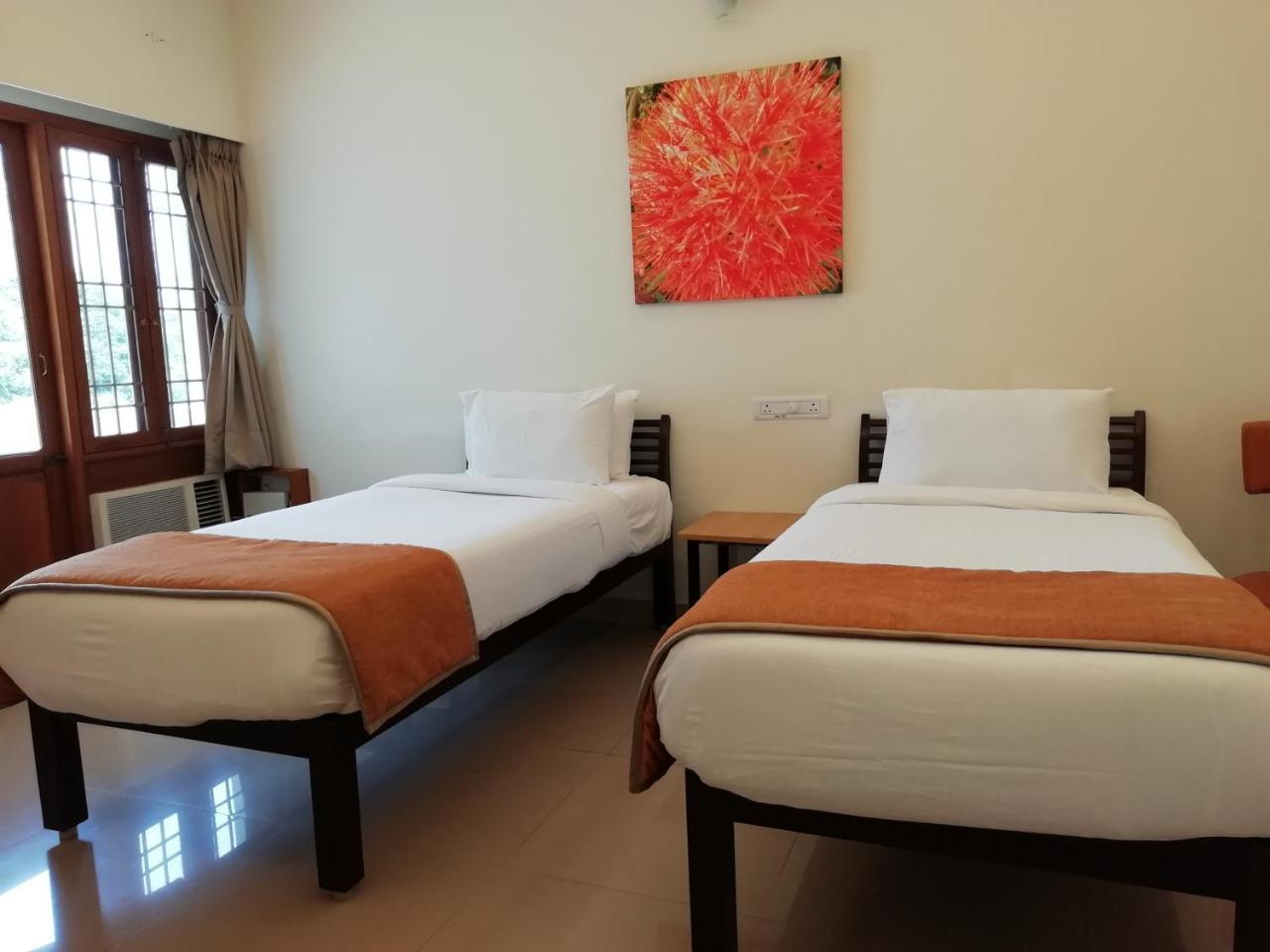Hotel La Grace Integral Retreat Pondicherry Esterno foto